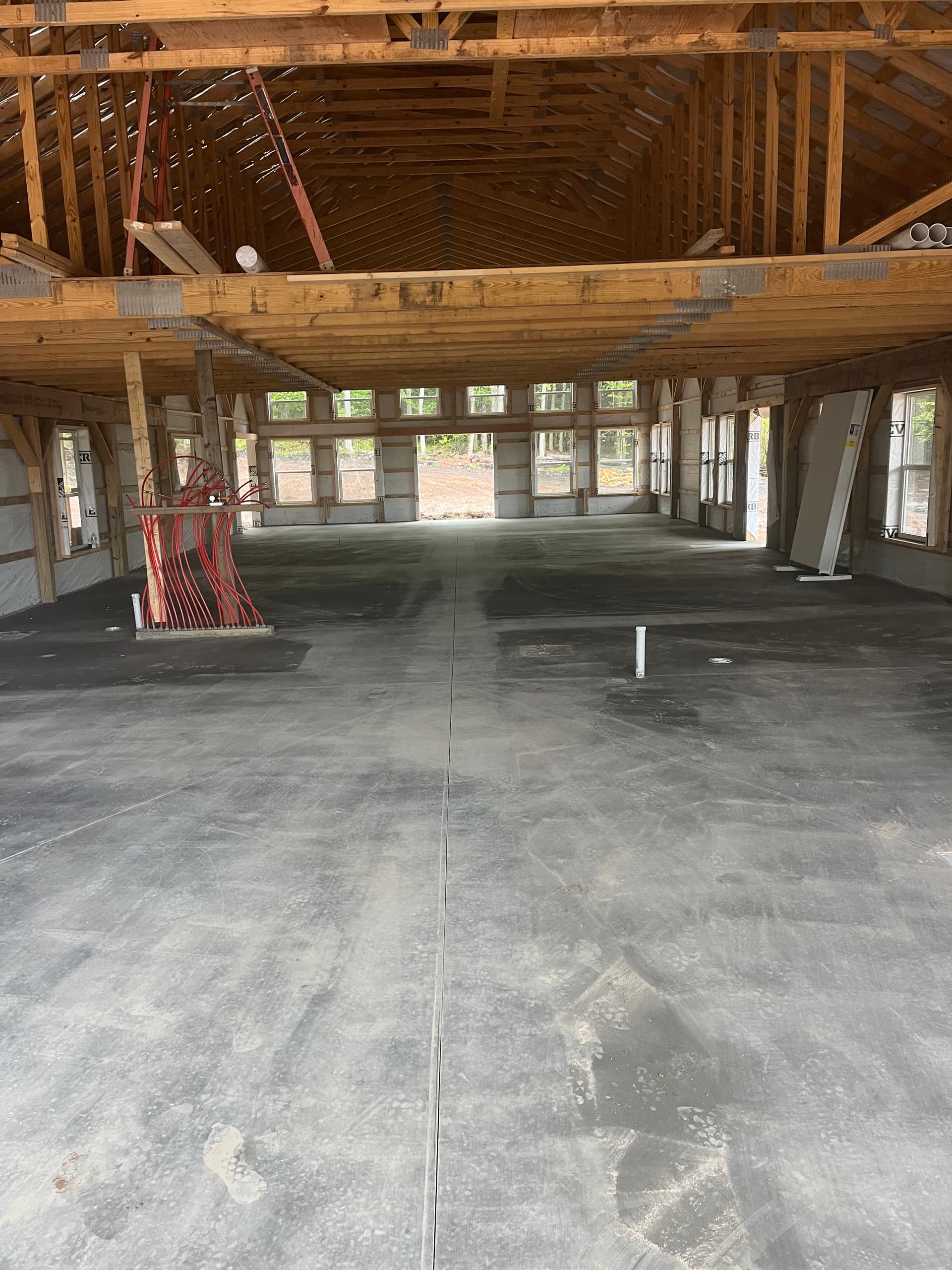Gallery photos for How a Crew Makes a 30x80 Concrete Pour Look Easy: Image #1